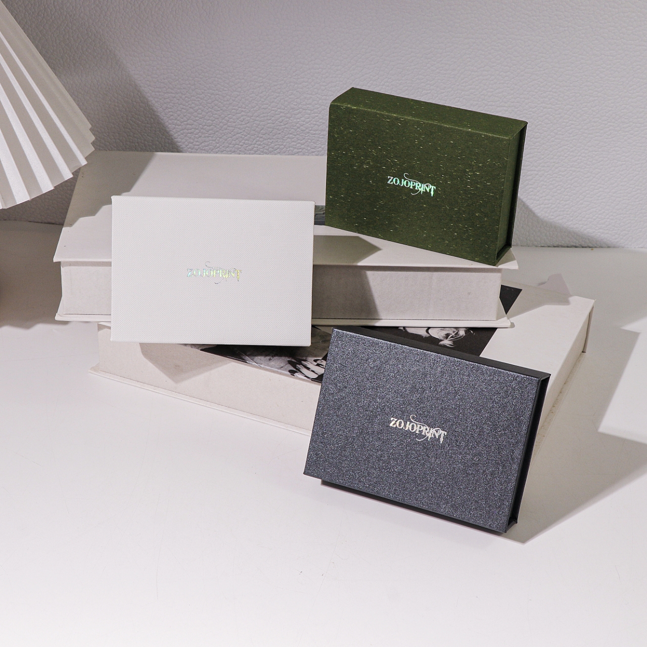 Magnetic Closure Boxes