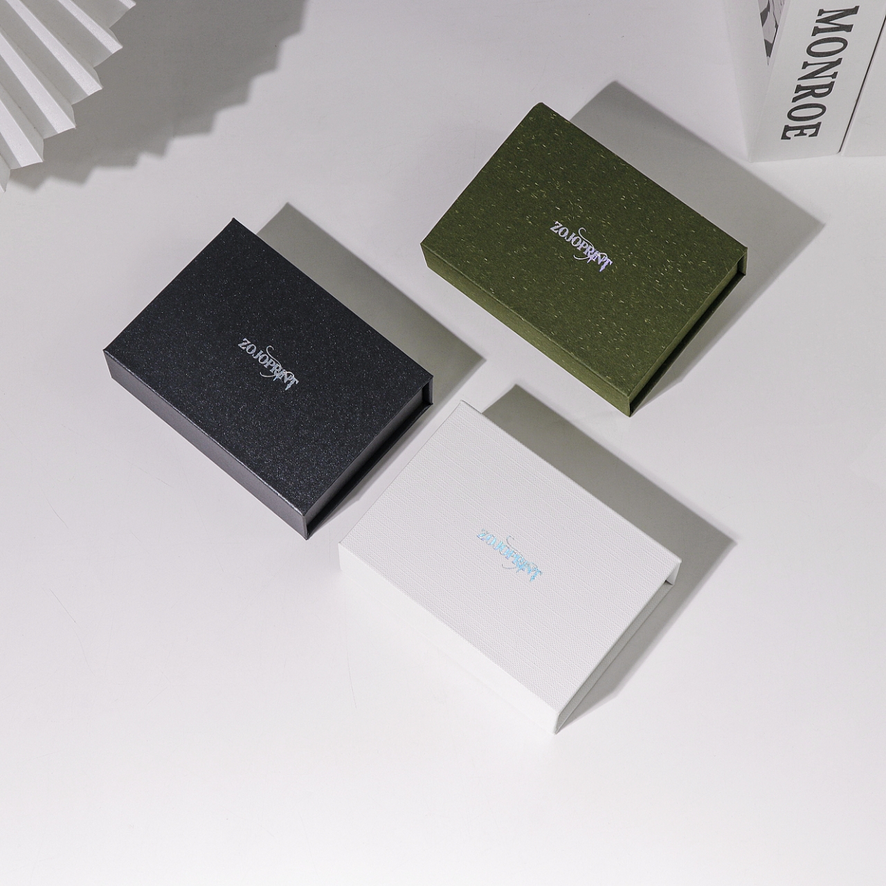 Magnetic Closure Boxes