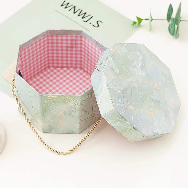 Irregular Shaped Gift Boxes