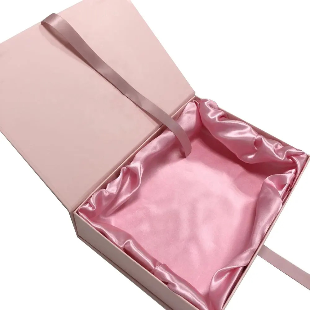 Satin Lined Wig Hair Extension Magnetic Closure Box Vendor