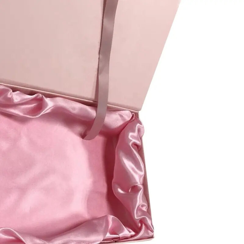 Satin Lined Wig Hair Extension Magnetic Closure Box Vendor