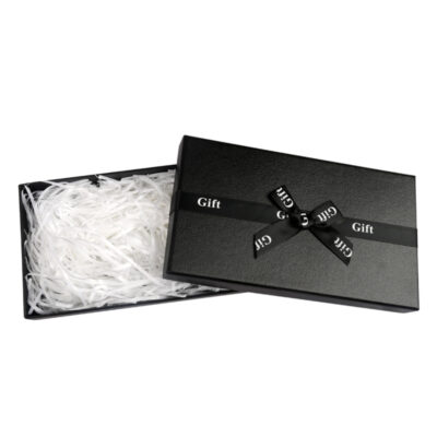 Sweatshirts Sweaters Lid and Base Boxes with Shredded Paper