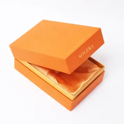 Factory Custom Flip Top Paper Gift Boxes with Silk Satin