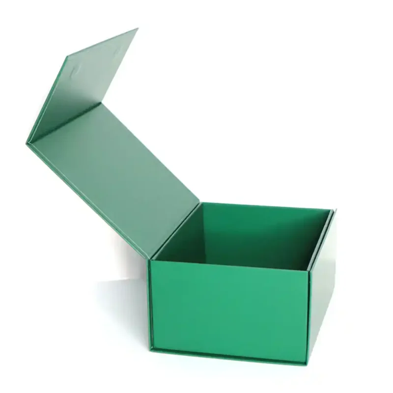 Luxury Rigid Packaging Magnetic Closure Foldable Boxes