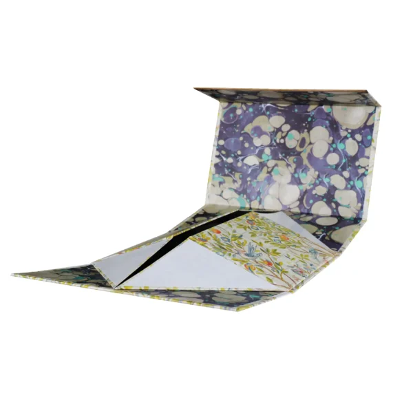 OEM Blossom Print Luxury Magnetic Closure Folding Gift Boxes